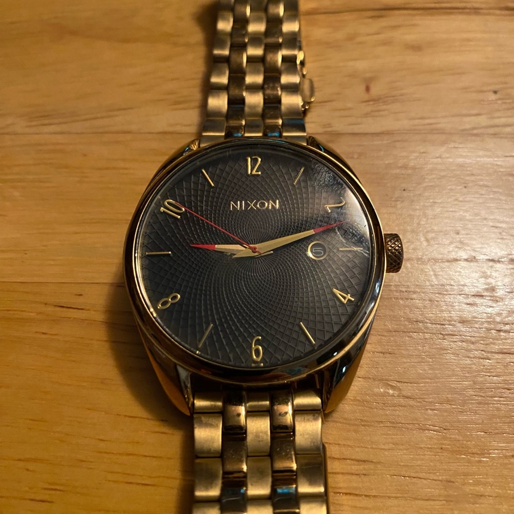 Nixon goldstone Watch